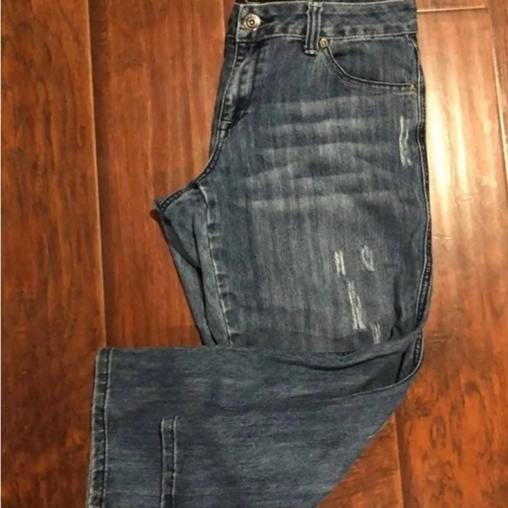 Christiana Zimm jean capri / cropped